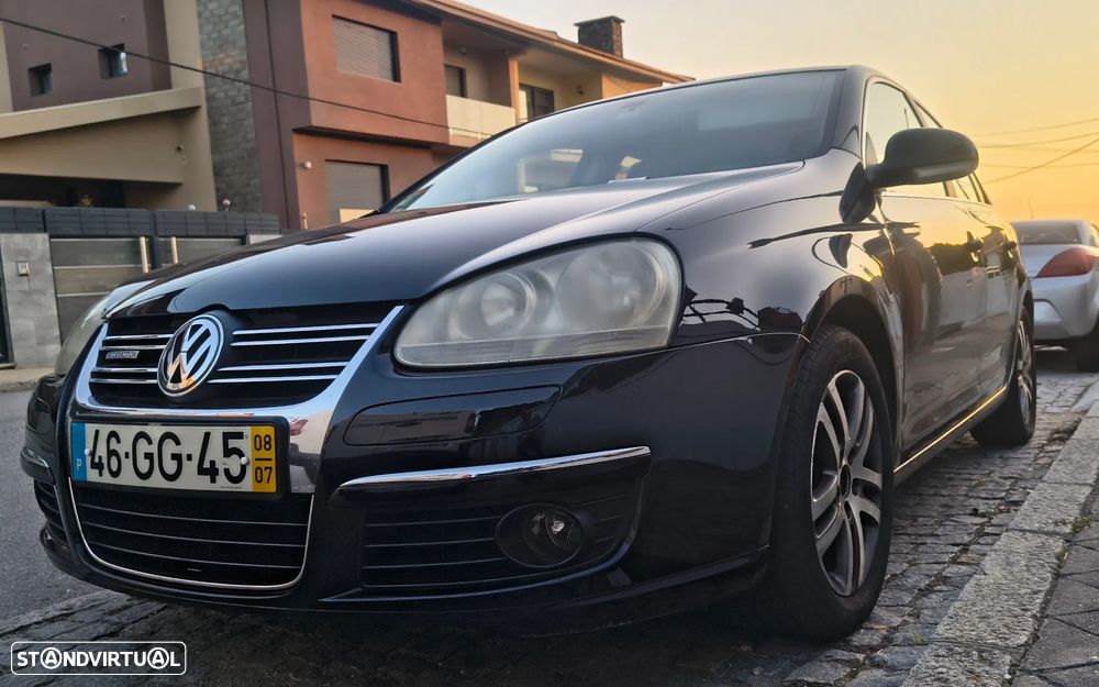 VW Jetta 1.9 TDi BlueM. Confortline - 1