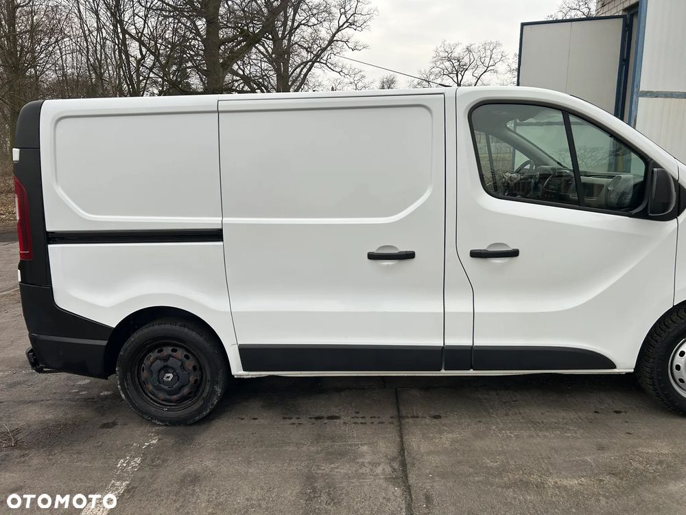 Renault Trafic - 23