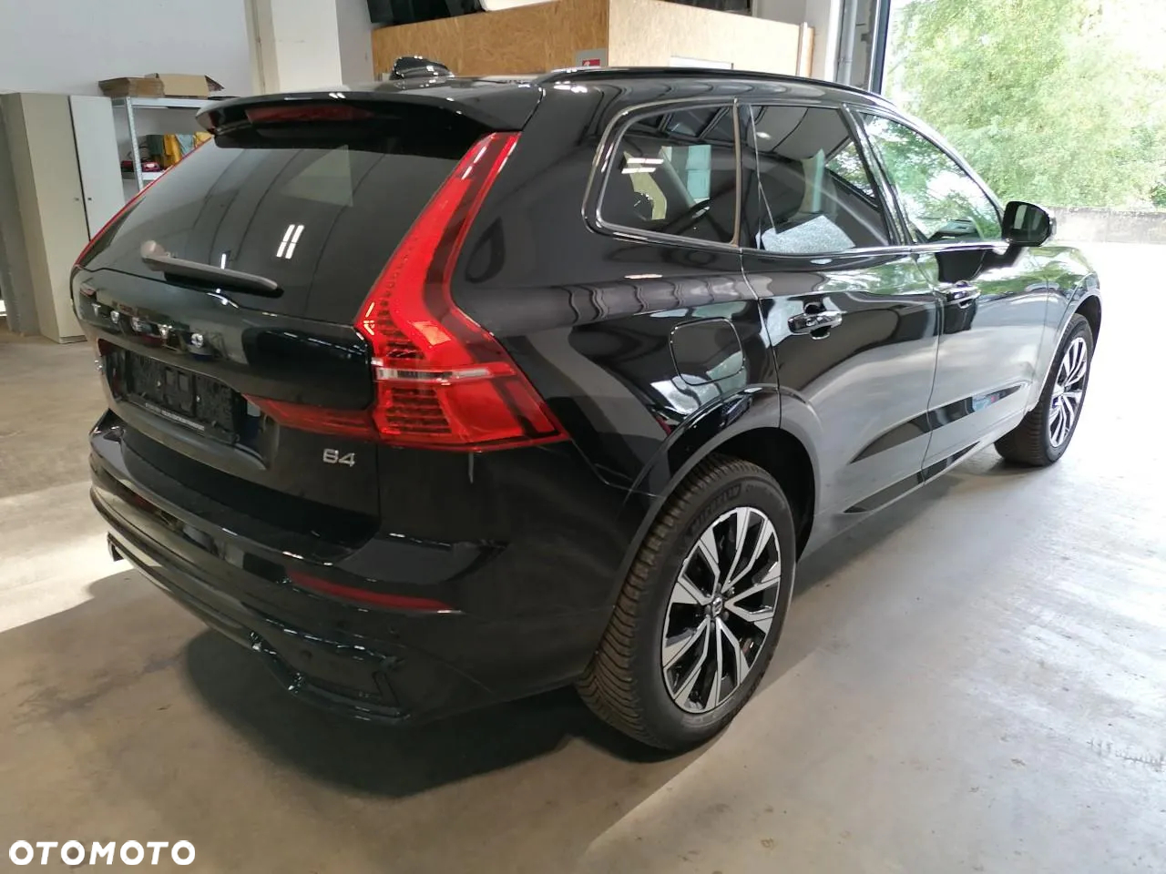 Volvo XC 60 B4 B Plus Dark - 3