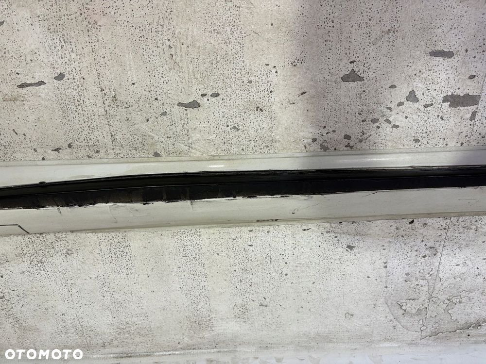 LISTWA PROGOWA PRAWA MERCEDES CLA W117 AMG - 3