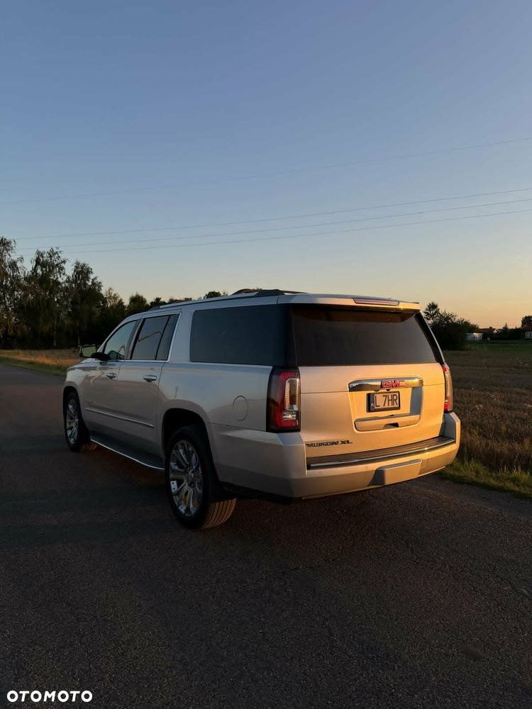 GMC Yukon Denali 6.2 XL - 6
