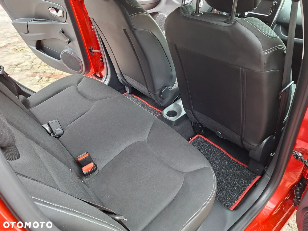 Renault Clio TCe 90 Luxe - 16