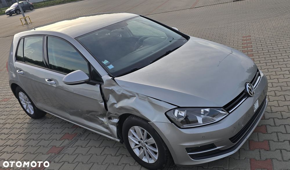 Volkswagen Golf 1.6 TDI BlueMotion Technology Comfortline - 16