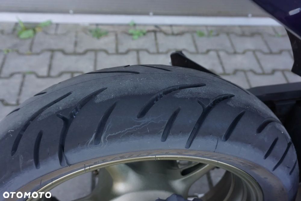 Yamaha XJ - 6