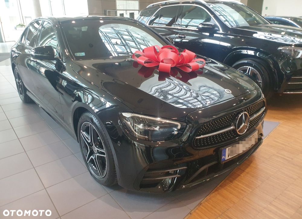 Mercedes-Benz Klasa E 220 d 4-Matic - 1
