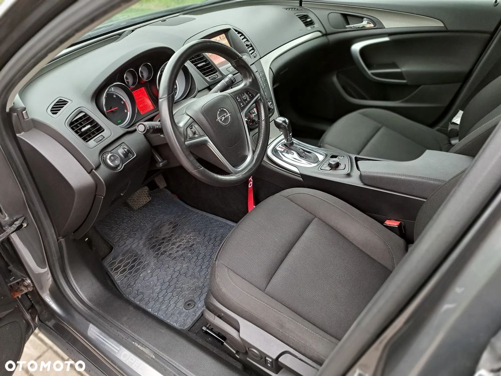 Opel Insignia - 13
