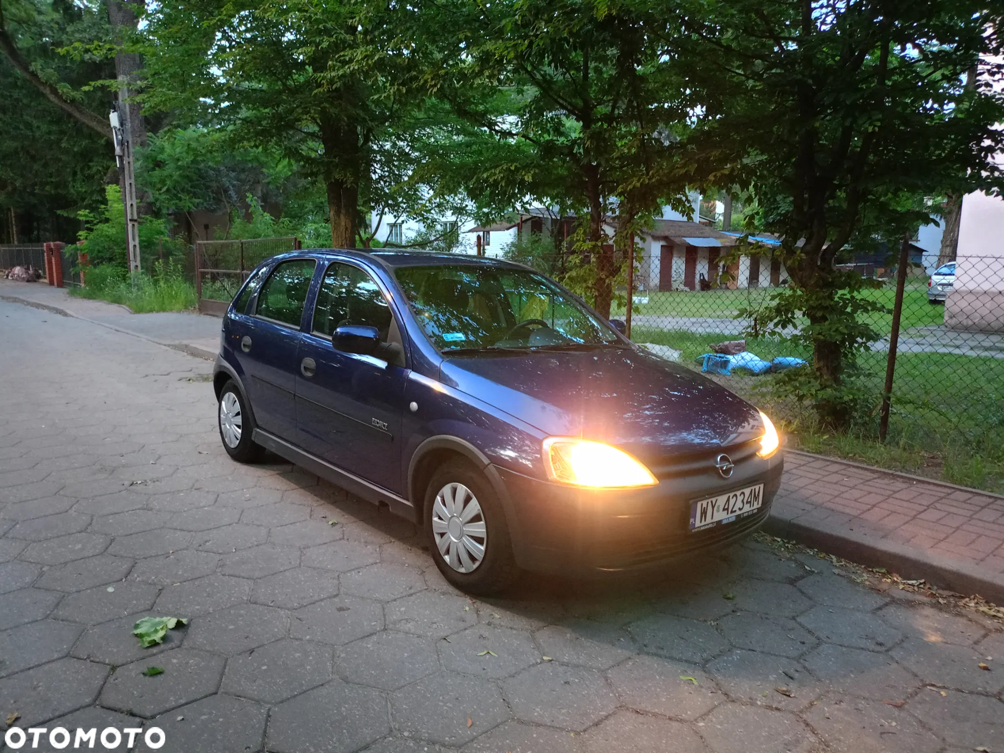 Opel Corsa - 10