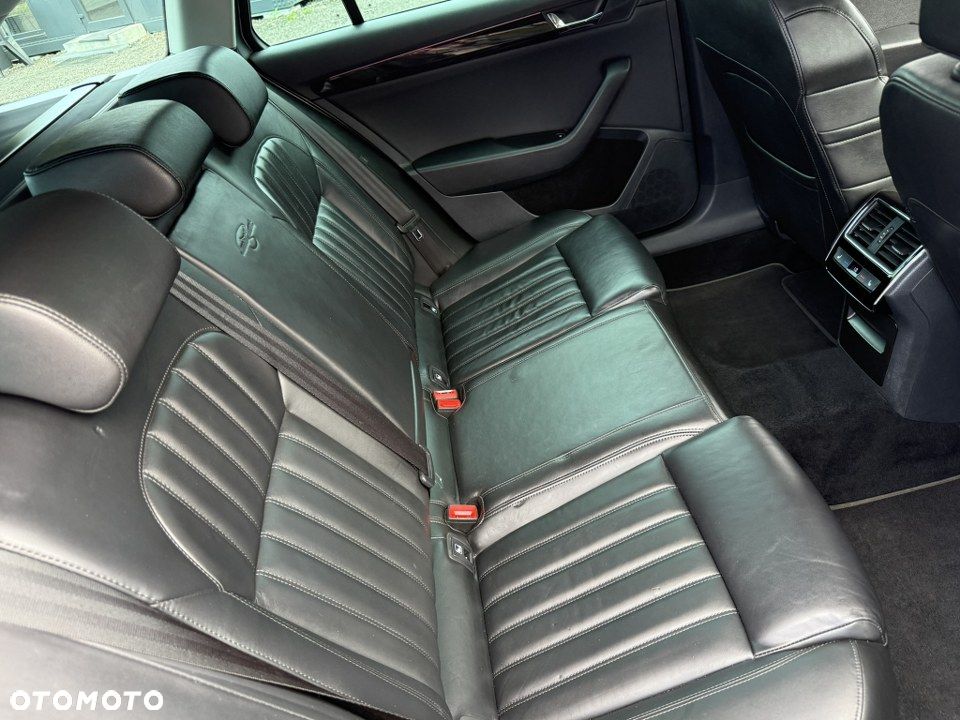 Skoda Superb 2.0 TSI L&K DSG - 34