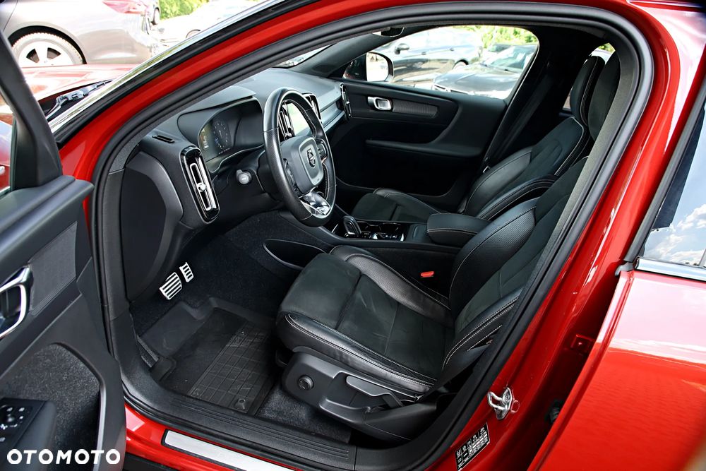 Volvo XC 40 T4 AWD R-Design - 21