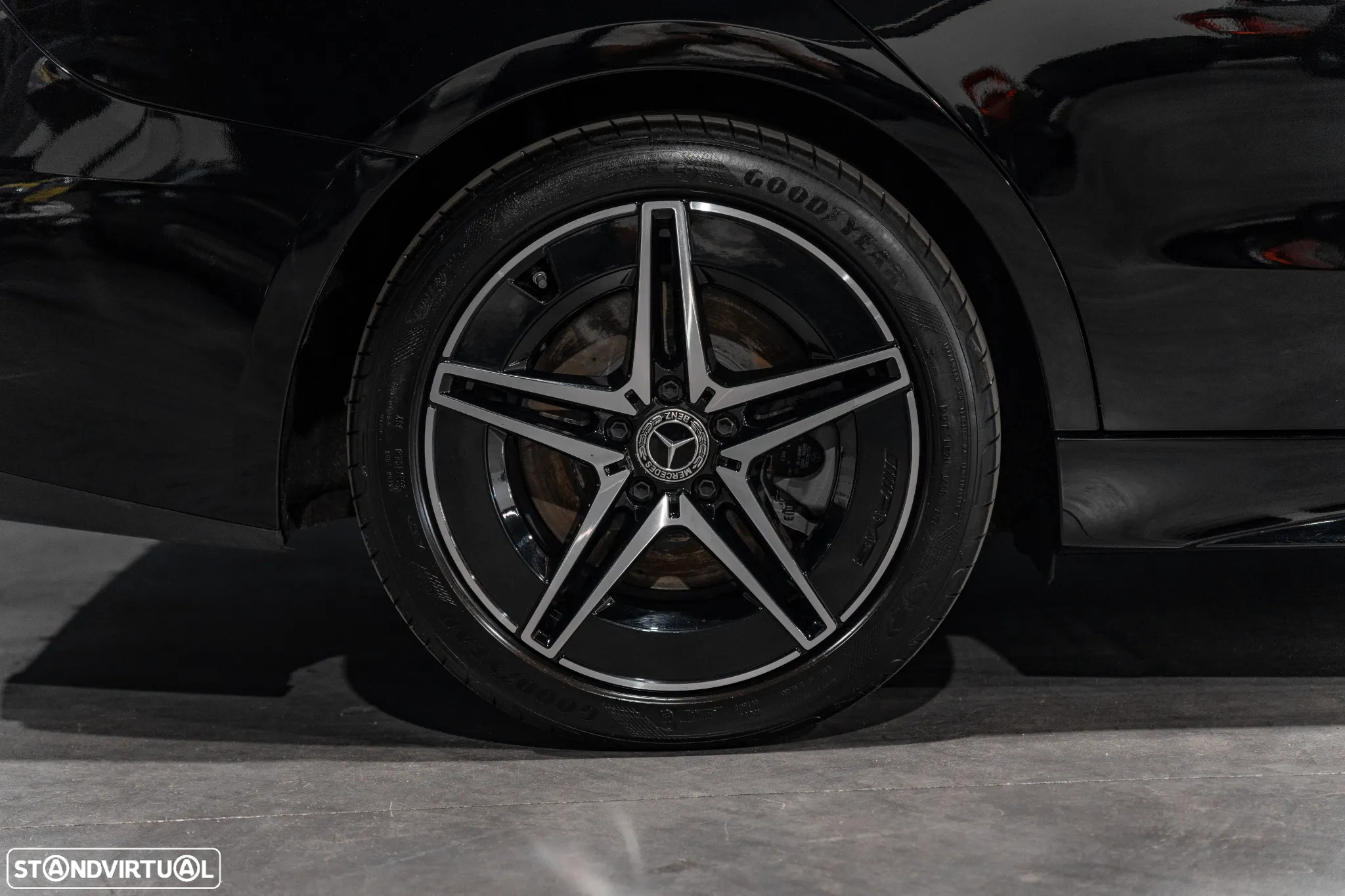 Mercedes-Benz C 300 e AMG Line - 46