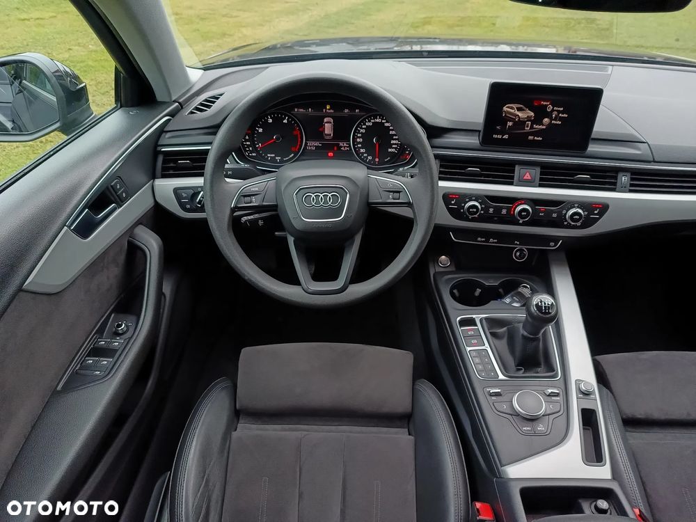 Audi A4 Avant 2.0 TDI DPF clean diesel S line Sportpaket - 17