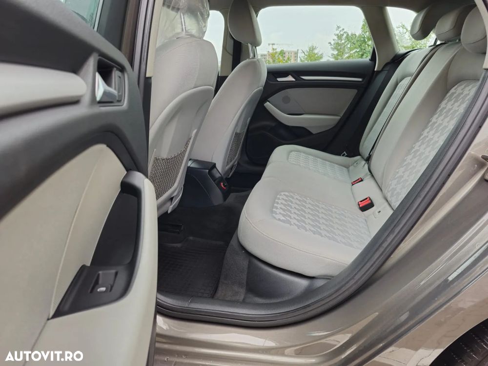 Audi A3 1.6 TDI Sportback - 8