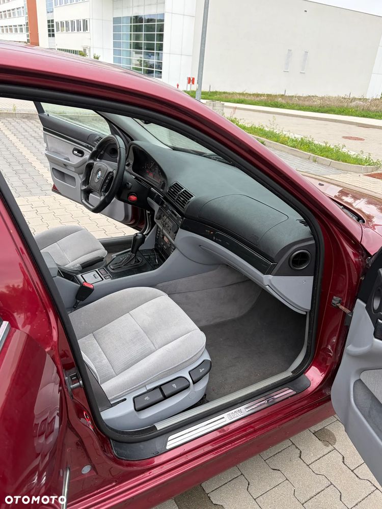 BMW Seria 5 - 24