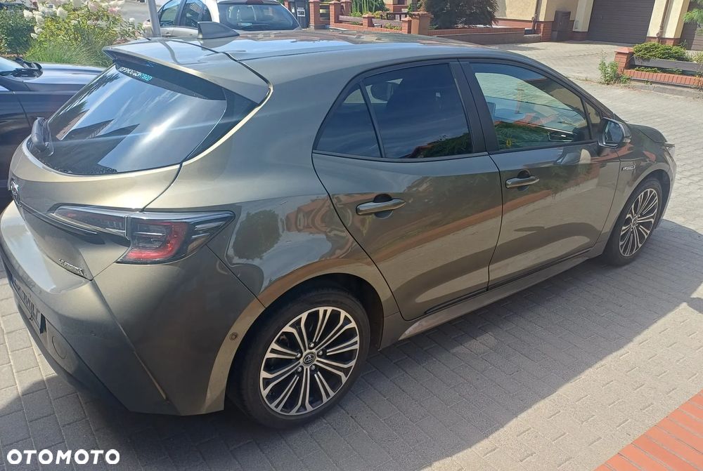 Toyota Corolla 1.8 Hybrid Comfort - 3
