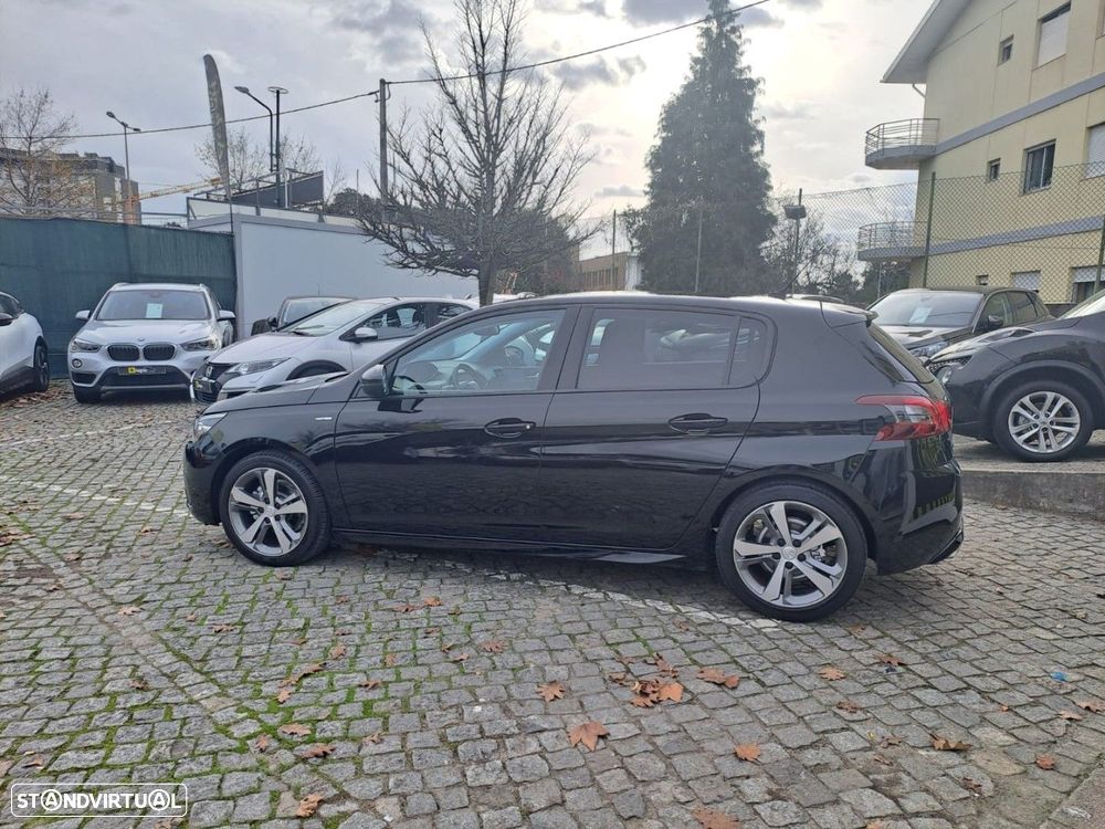 Peugeot 308 1.2 PureTech GT EAT8 - 8