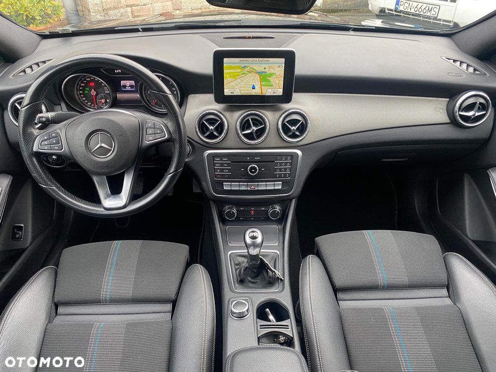 Mercedes-Benz CLA - 6