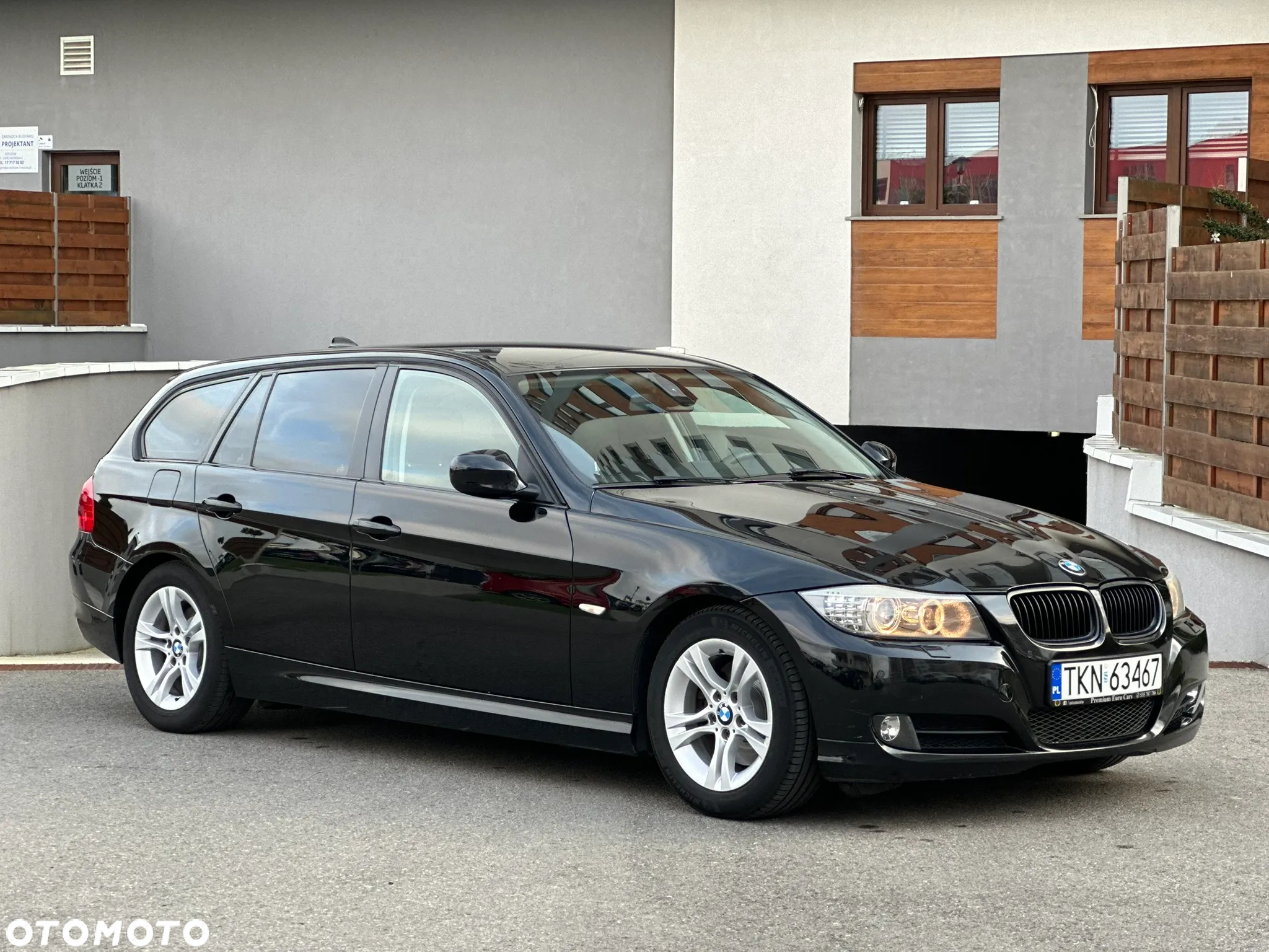 BMW Seria 3 320d DPF Touring - 3