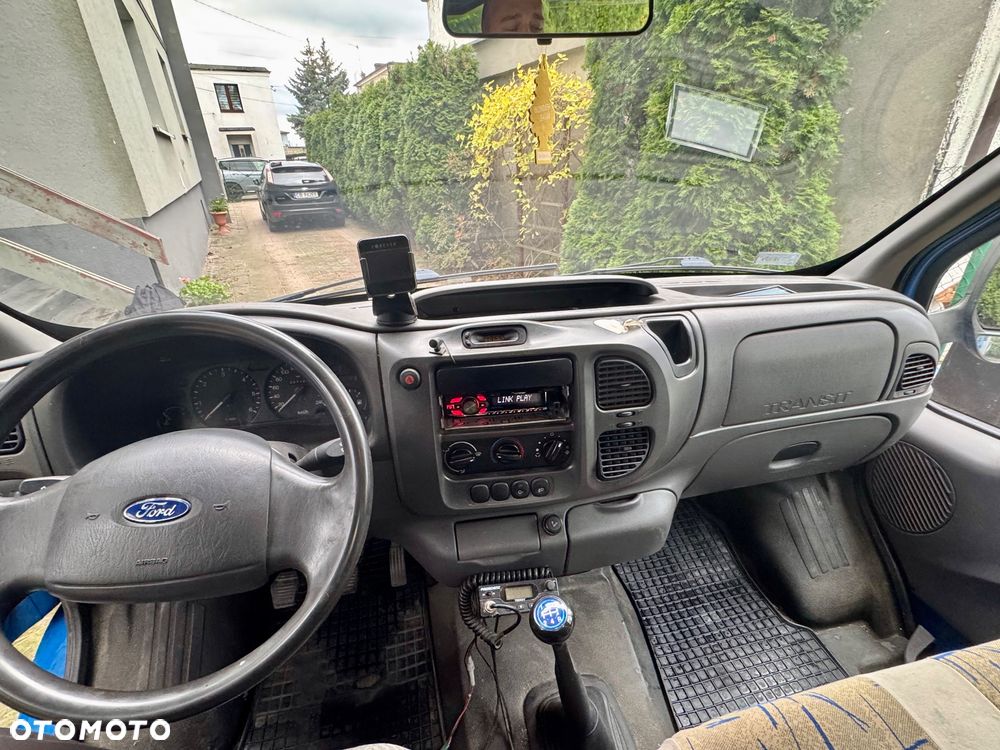 Ford Transit - 10