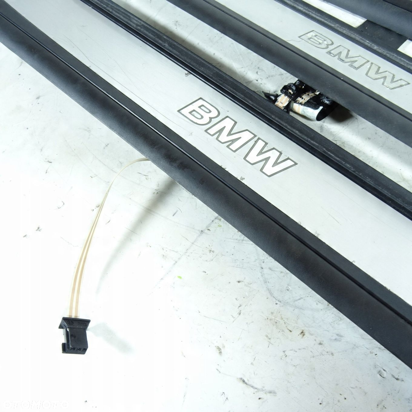 BMW 7 F01 F02 LISTWY PROGOWE 7190969 - 2