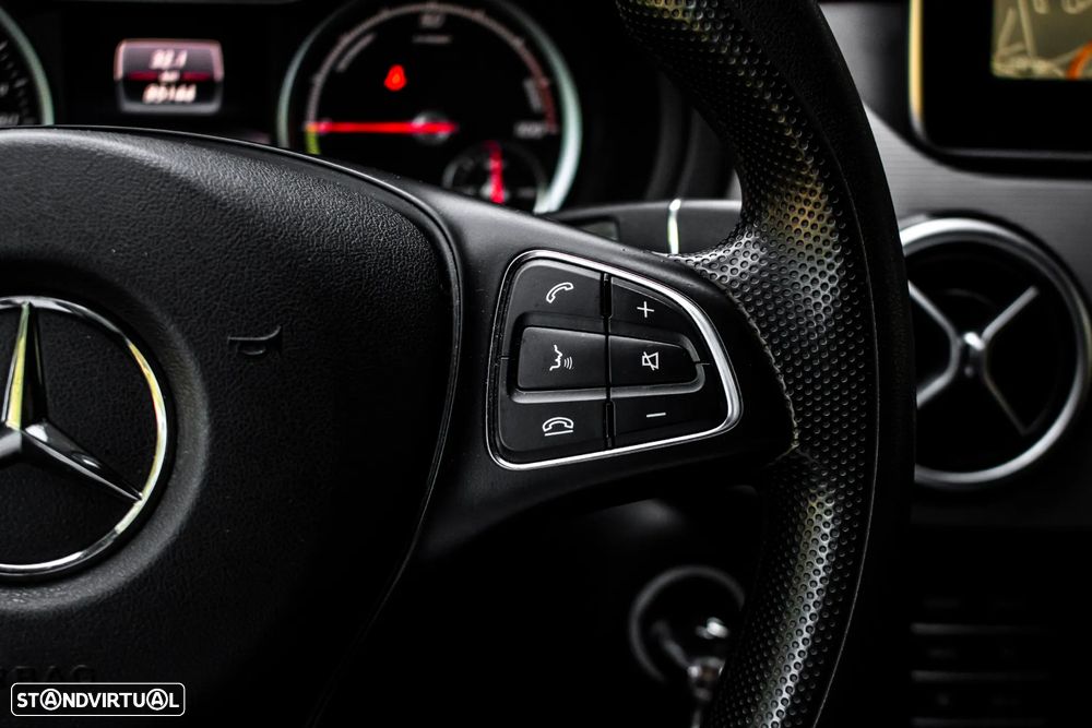 Mercedes-Benz B 250 e Electric Drive - 15