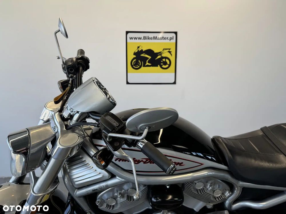 Harley-Davidson V-Rod Street Rod - 20