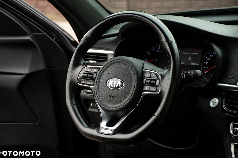 Kia Optima 2.0 T-GDI GT - 7