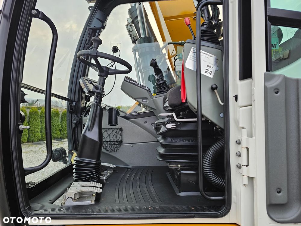 Liebherr A 918 Compact - 24