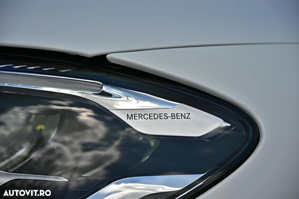 Mercedes-Benz E 300 Hybrid de T-Modell 4MATIC Aut. - 10
