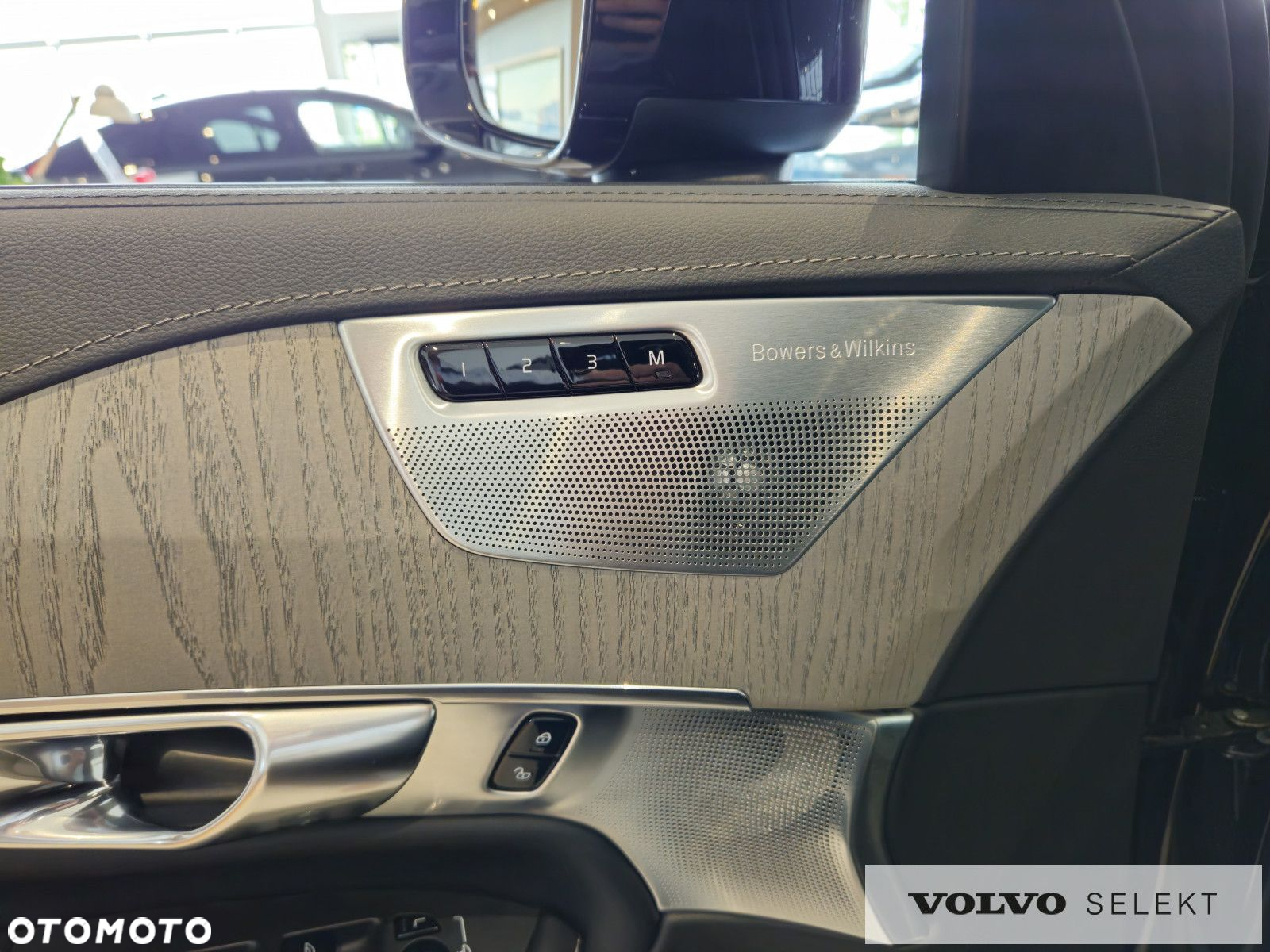 Volvo XC 90 - 22