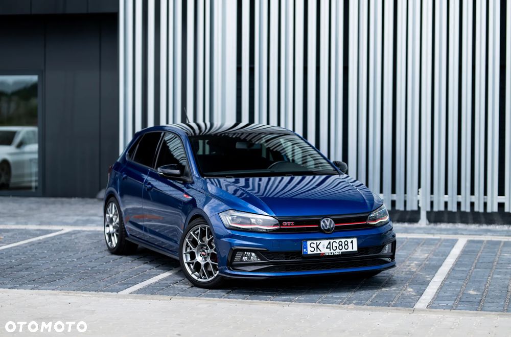 Volkswagen Polo - 1