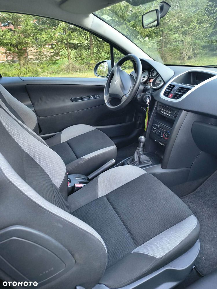 Peugeot 207 75 Urban Move - 6