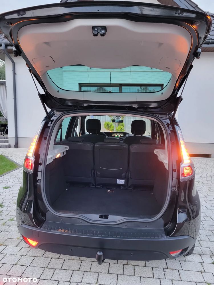 Renault Scenic 1.5 dCi Limited - 16