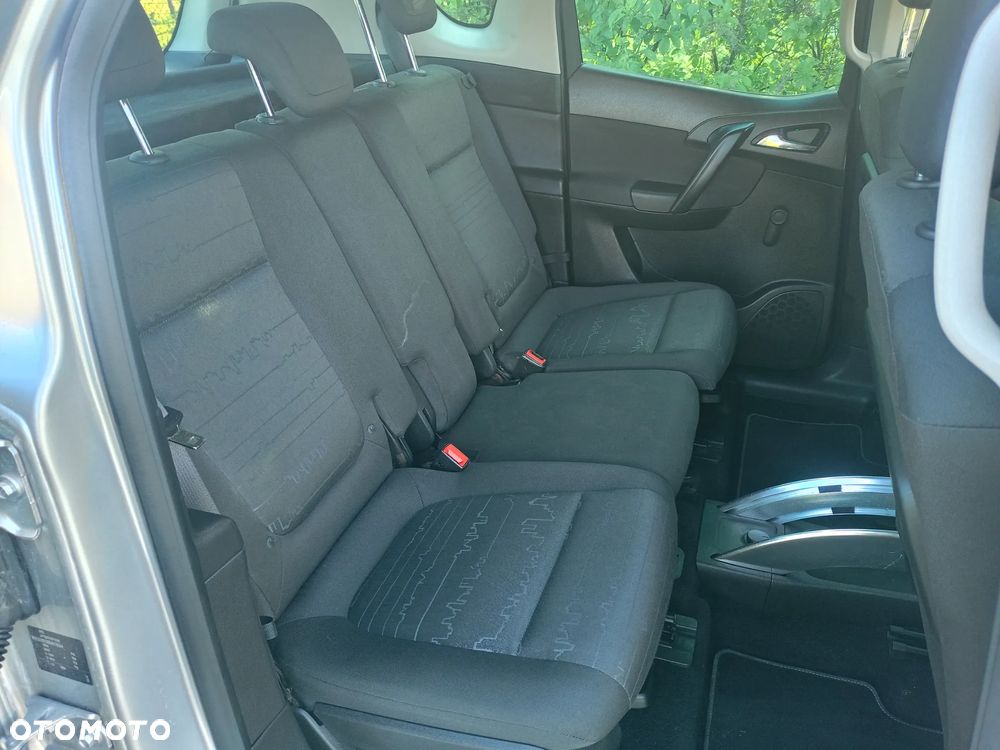 Opel Meriva - 9