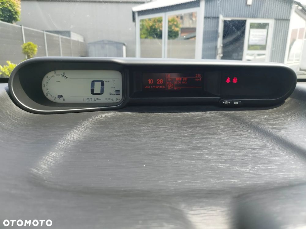 Citroën C3 Picasso 1.6i Exclusive - 15
