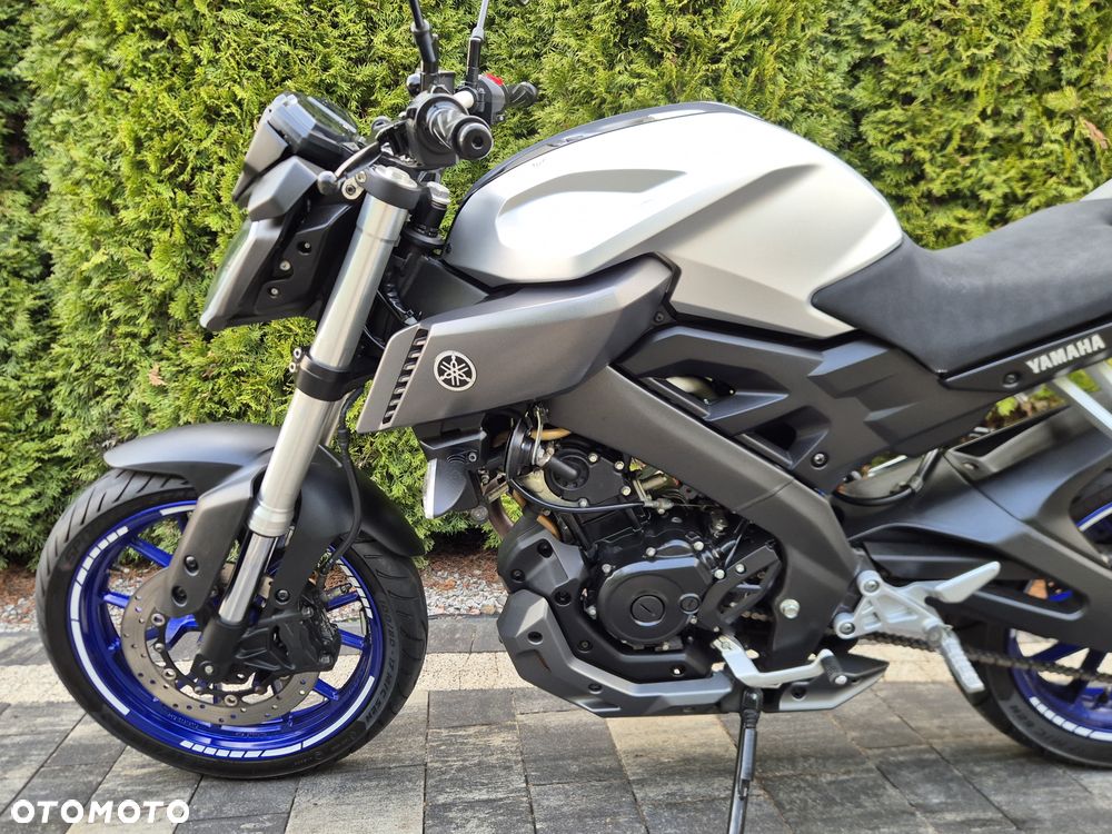 Yamaha MT - 8