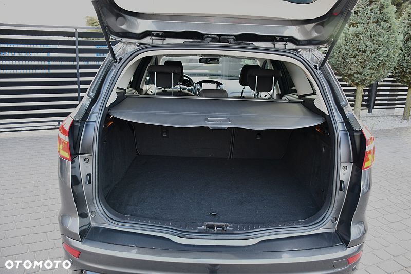 Ford Focus 1.5 EcoBlue Start-Stopp-System TITANIUM DESIGN - 25