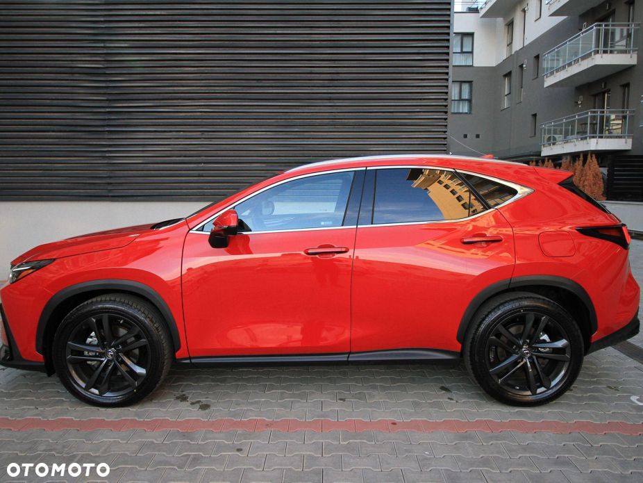 Lexus NX - 4