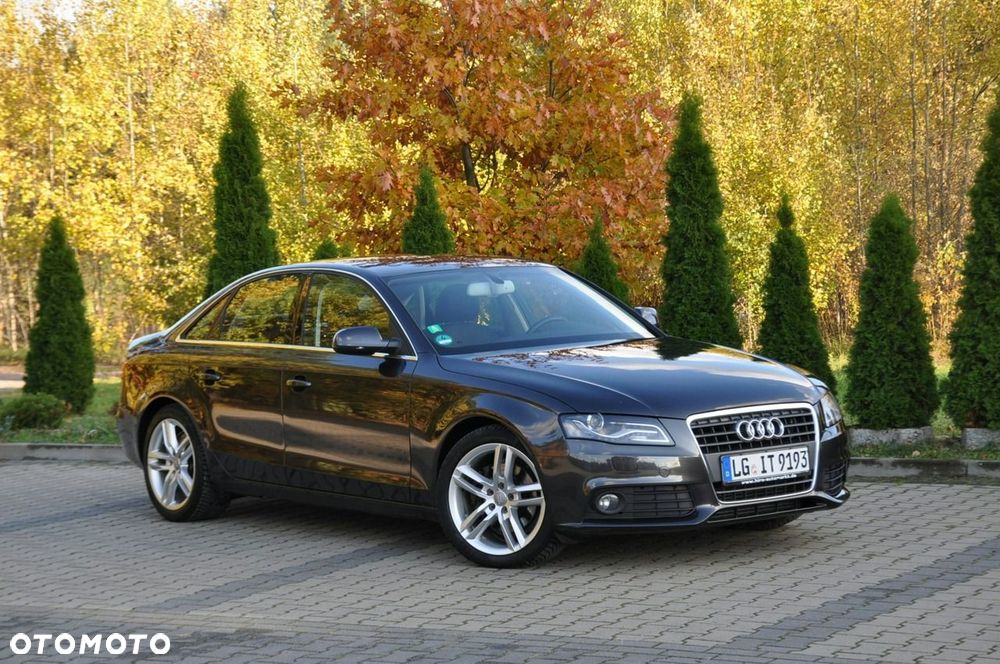 Audi A4 Limousine - 3