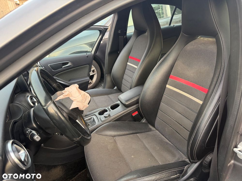 Mercedes-Benz A-Class 2014 photo 5