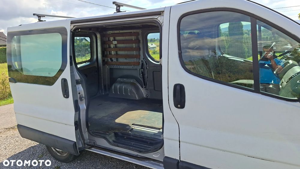 Opel Vivaro - 5
