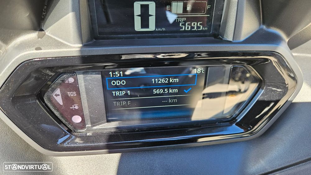 Yamaha X-Max Tech max - 15