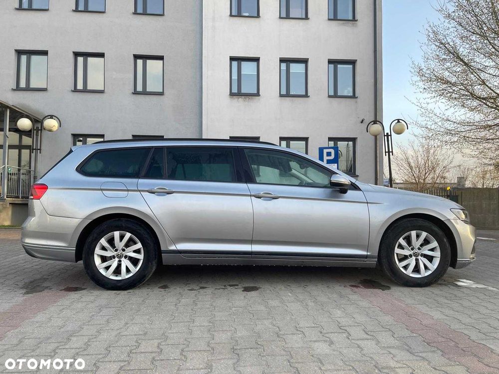 Volkswagen Passat - 8