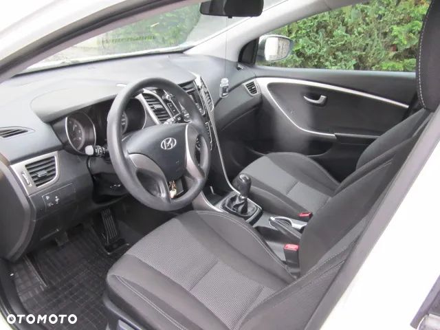 Hyundai i30 1.4 Classic - 8