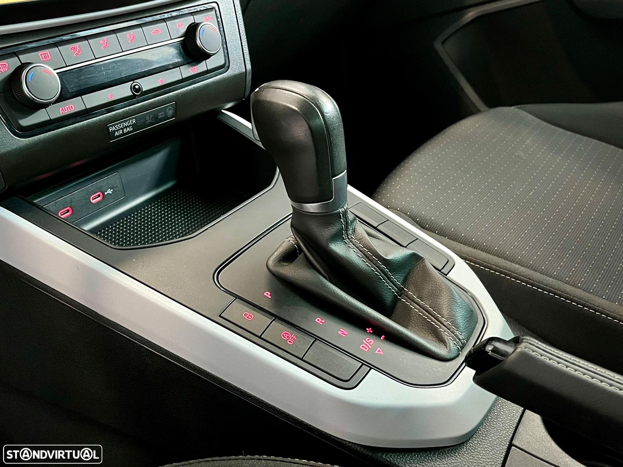 SEAT Arona 1.0 TSI Style DSG - 10