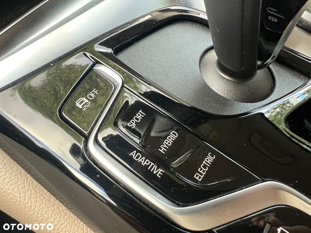 BMW Seria 5 530e xDrive - 35