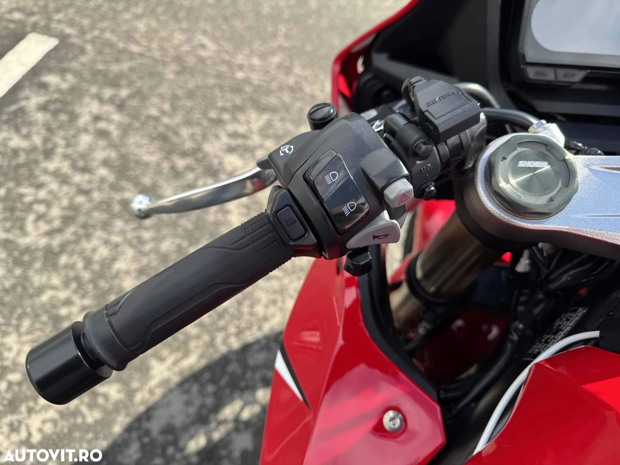 Honda CBR 650R - 16
