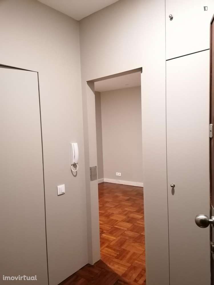 Apartamento com 1 quartos - localizado em Cedofeita Porto - Grande imagem: 3/29