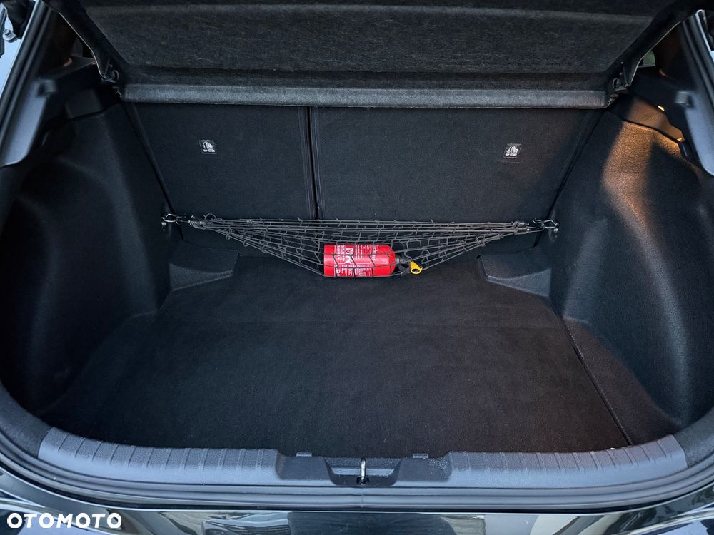 Toyota Corolla 1.8 Hybrid Comfort - 29
