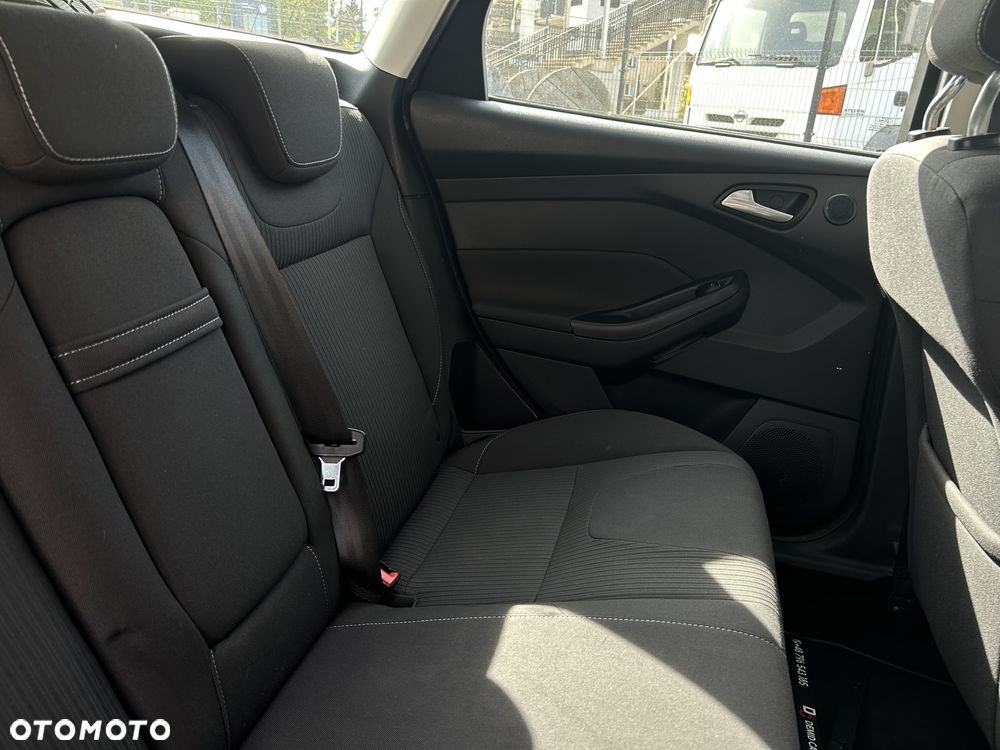 Ford Focus 1.6 EcoBoost Titanium - 21