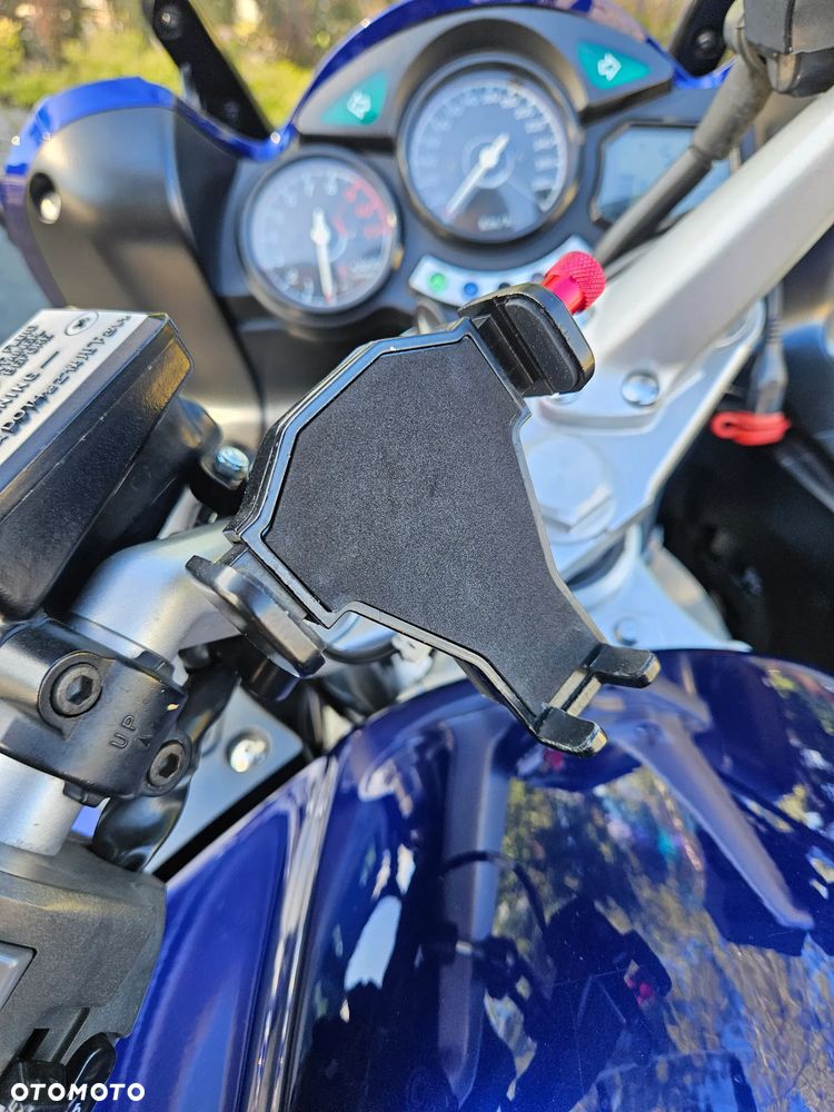 Yamaha FJR - 19